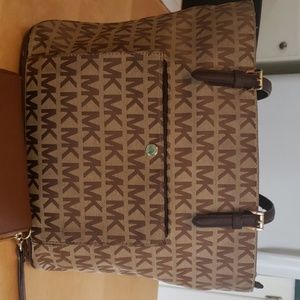 Pocketbook with wallet